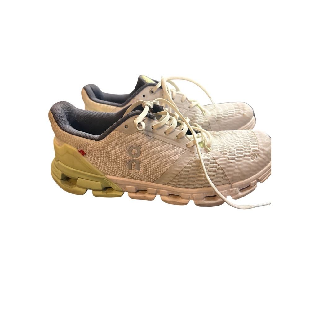 On Running Cloudflyer Womens 7 White Lime Green Running Shoes 21.99031